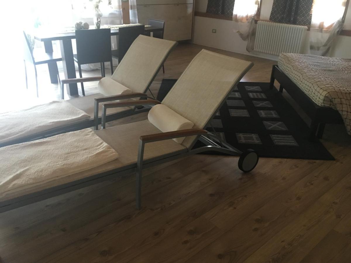 B&B Alla Loggia Dell'Imperatore Levico Terme Luaran gambar
