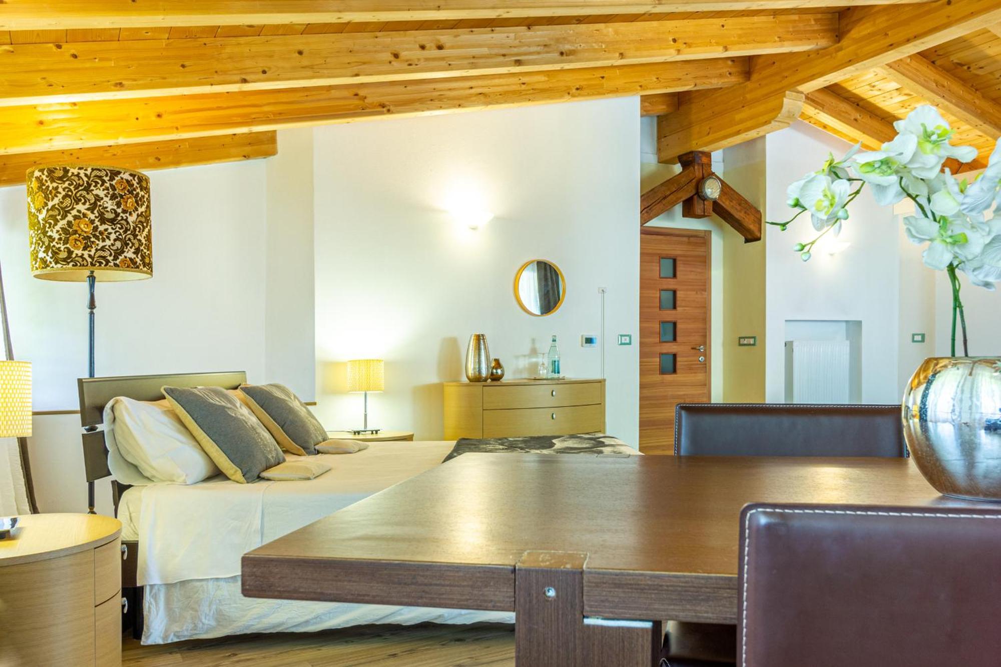 B&B Alla Loggia Dell'Imperatore Levico Terme Luaran gambar